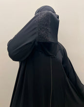 Load image into Gallery viewer, Madinah Abaya