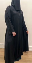 Load image into Gallery viewer, Madinah Abaya